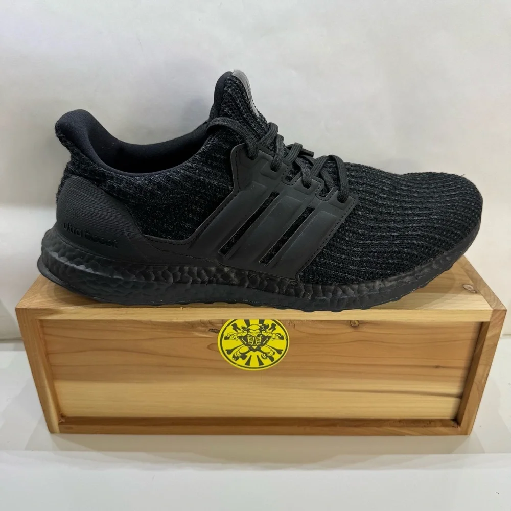 Adidas UltraBoost 4.0 DNA Core Black Running Shoes FY9121 Men's Size 9.5